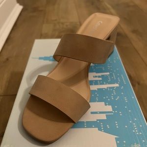 Taupe Floats Sandal Heel